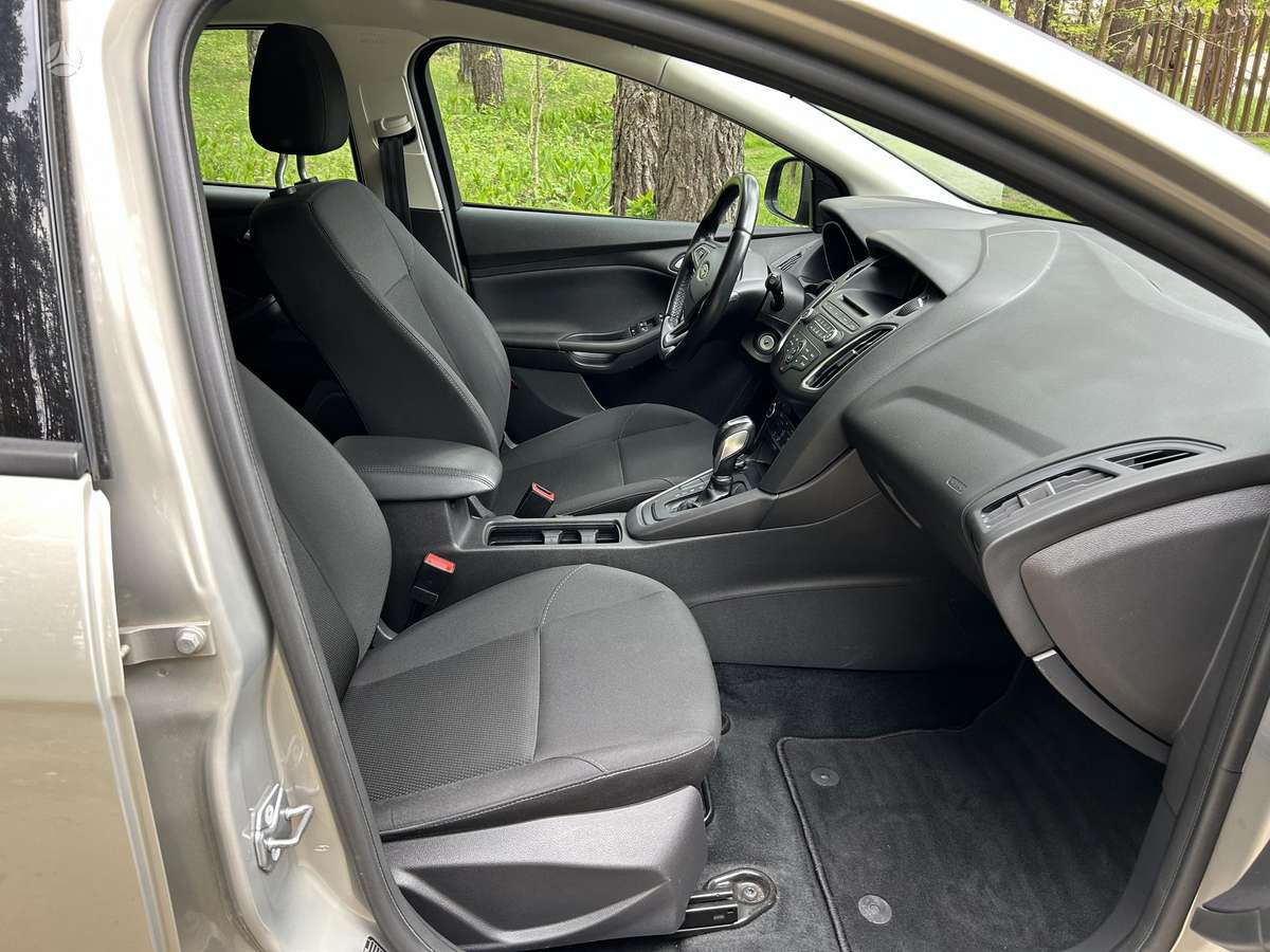 Ford Focus, 1.0 l., Хэтчбек