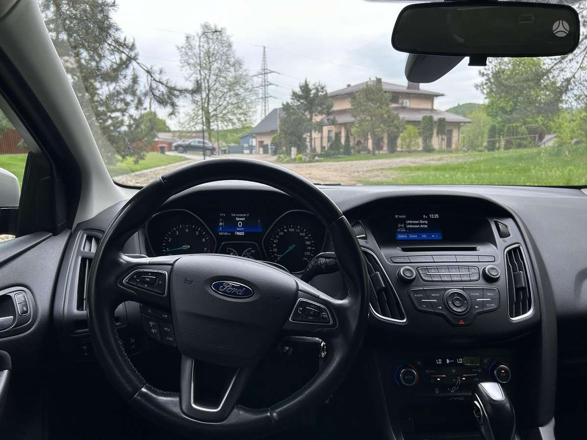 Ford Focus, 1.0 l., Хэтчбек