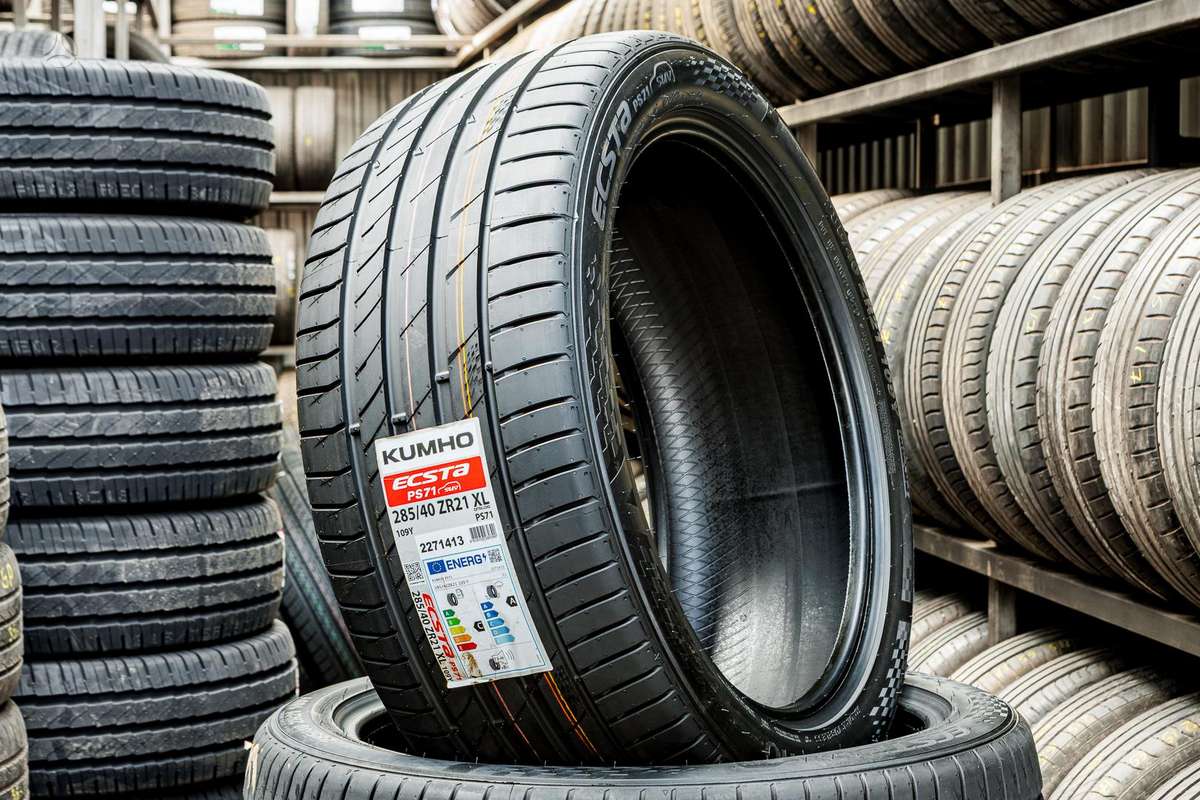 Kumho Ecsta PS71 SUV, летние 285/40 R21