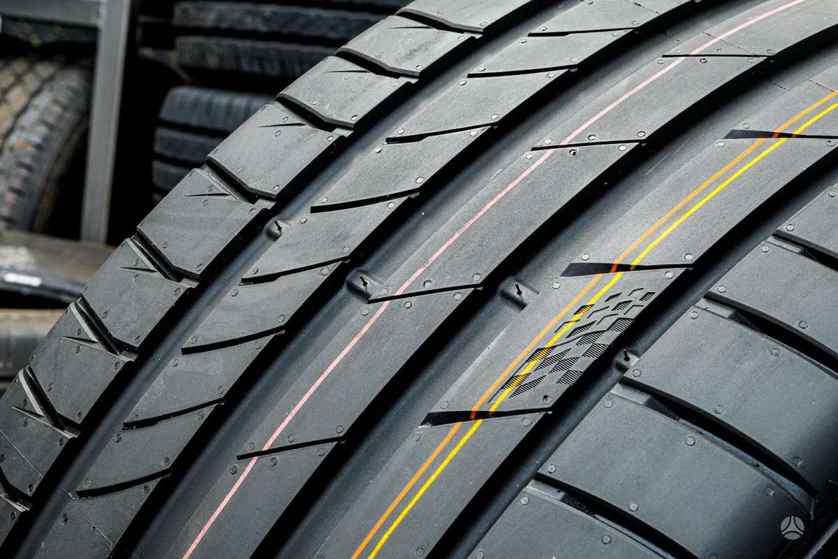 Kumho Ecsta PS71 SUV, летние 285/40 R21