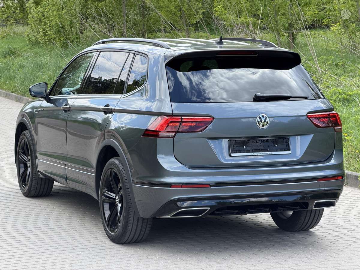 Volkswagen Tiguan - 2