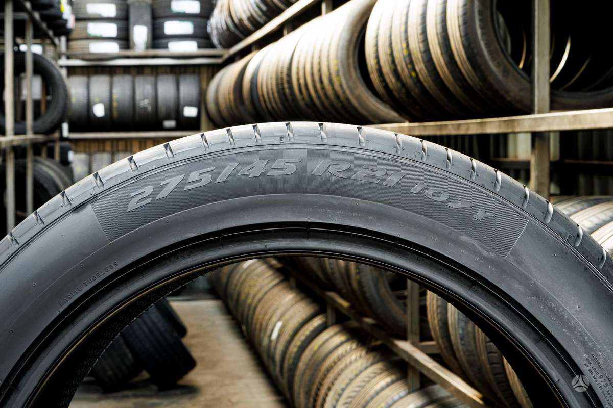 Pirelli P Zero 4 (MO), летние 275/45 R21