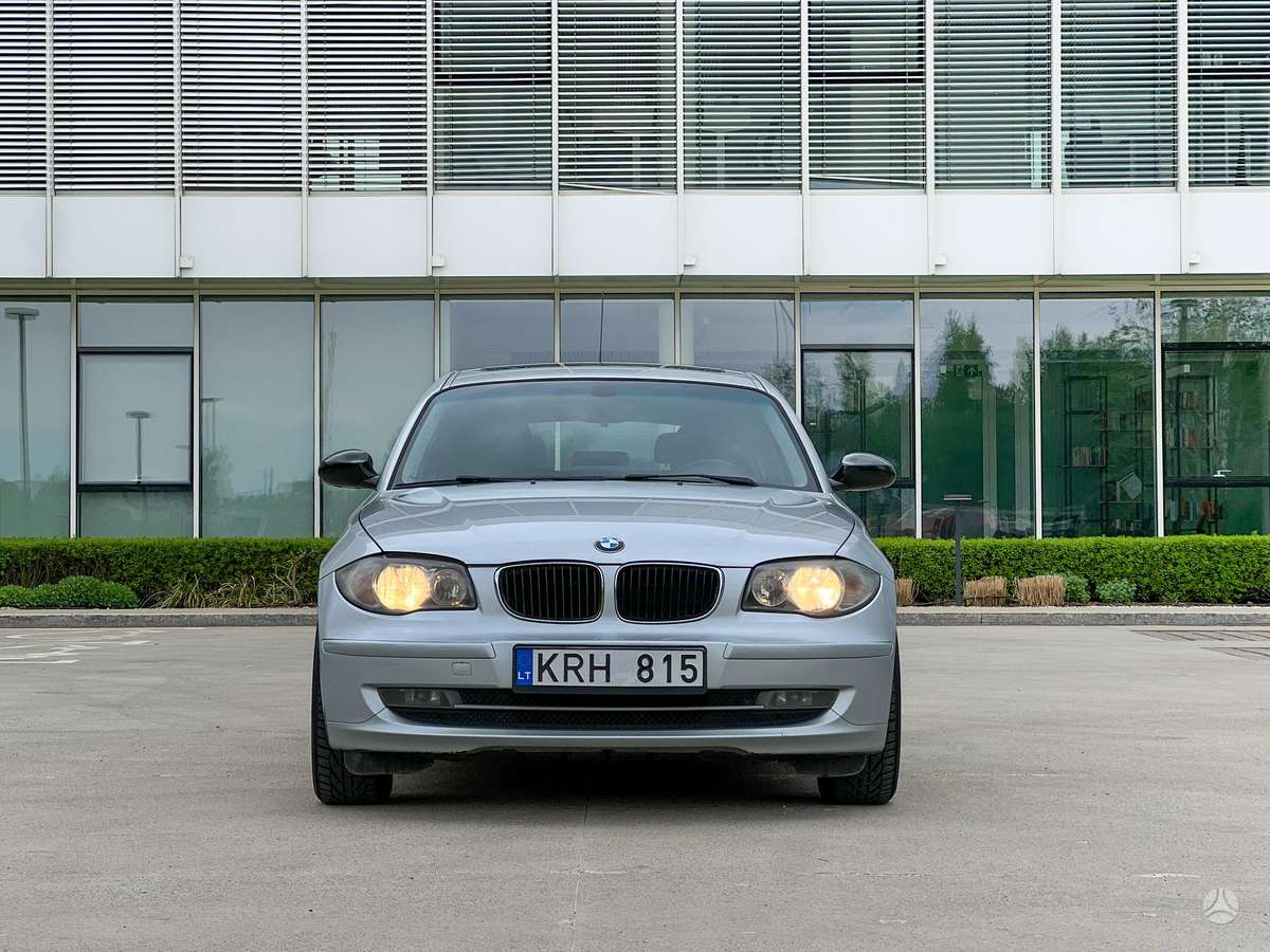 BMW 120, 2.0 l., hatchback