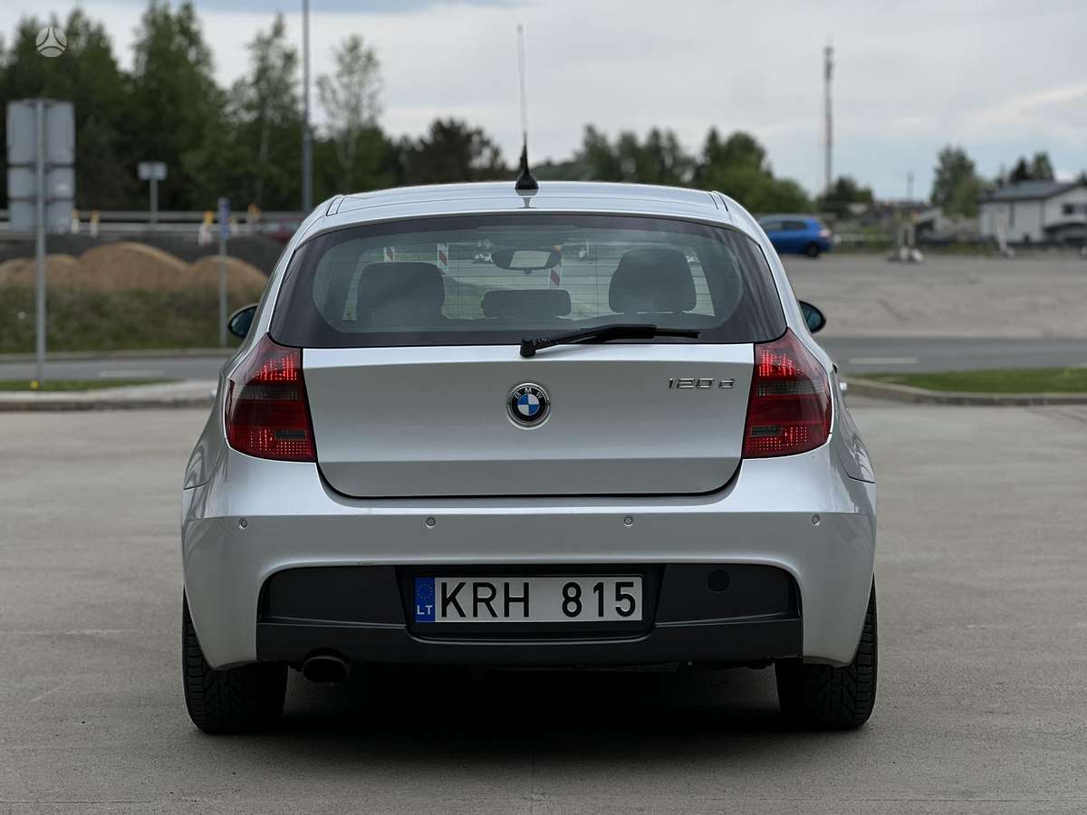 BMW 120, 2.0 l., hatchback