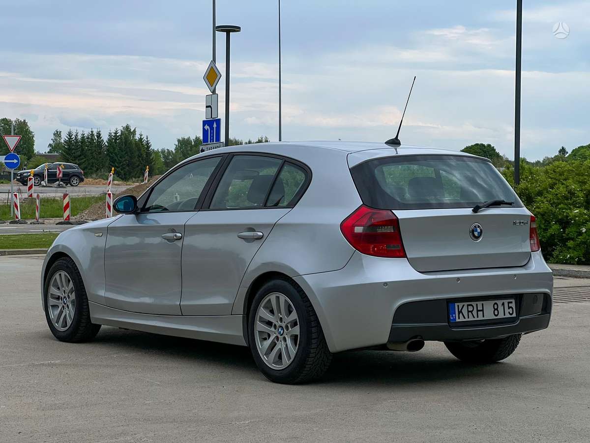 BMW 120, 2.0 l., hatchback