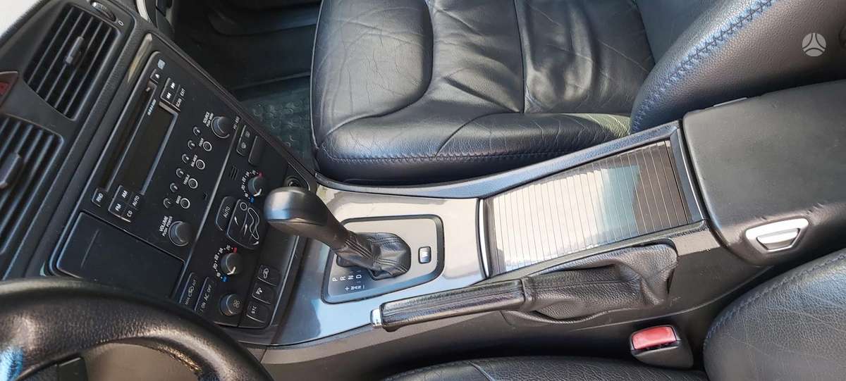 Volvo V70, 2.4 l., wagon