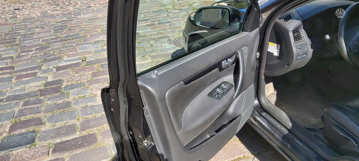 Volvo V70, 2.4 l., Универсал