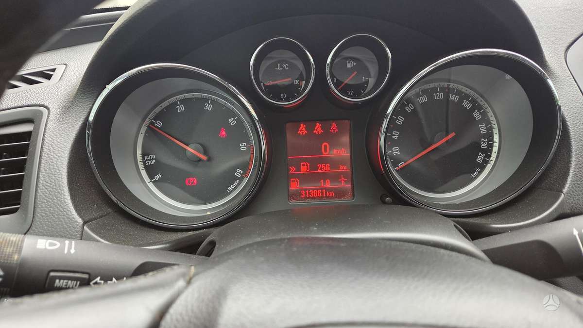 Opel Insignia, 2.0 l., hatchback