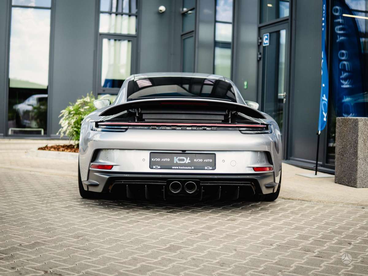 Porsche 911 - 9