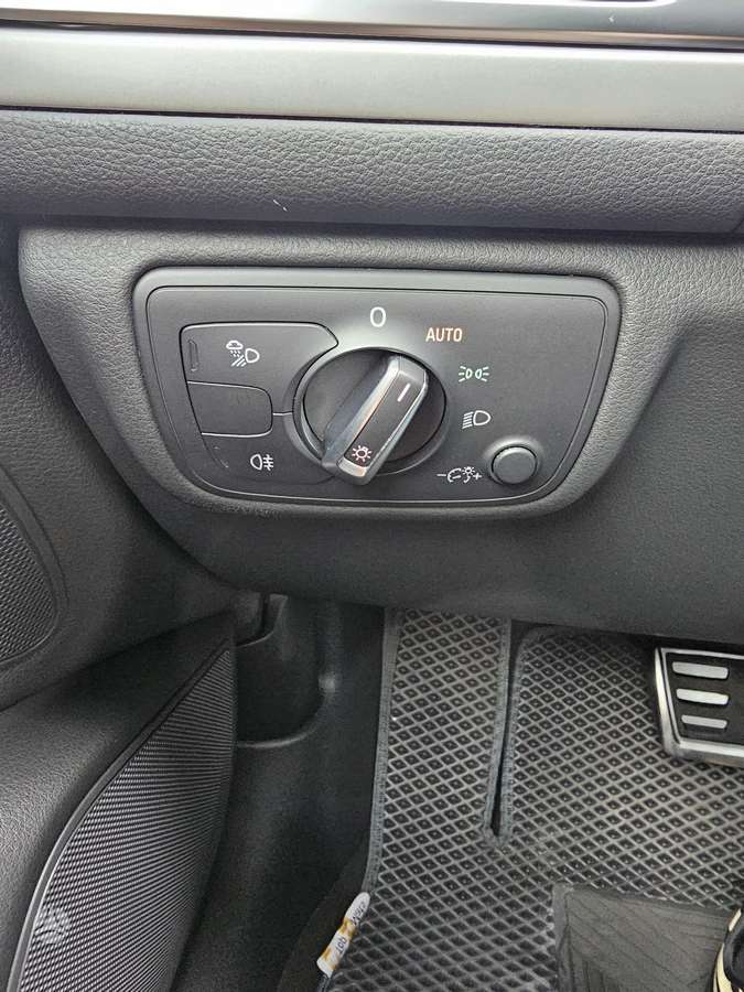 Audi A6, 2.0 l., universalas