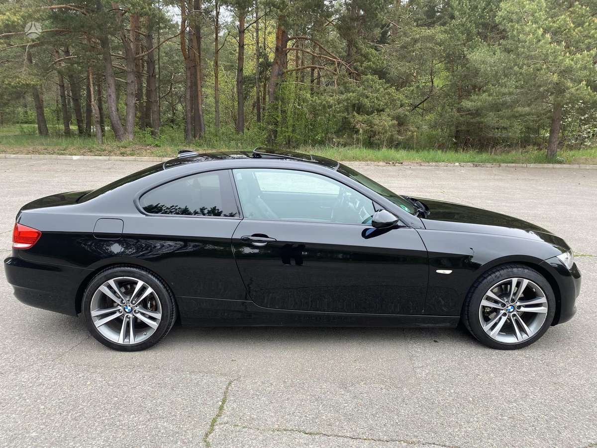 BMW 320, 2.0 l., Купе (coupe)
