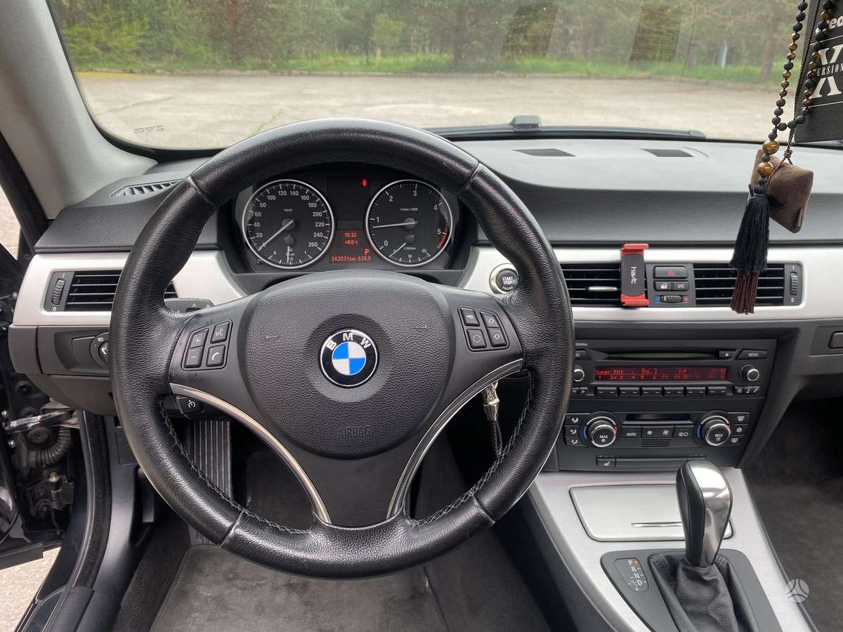 BMW 320, 2.0 l., coupe