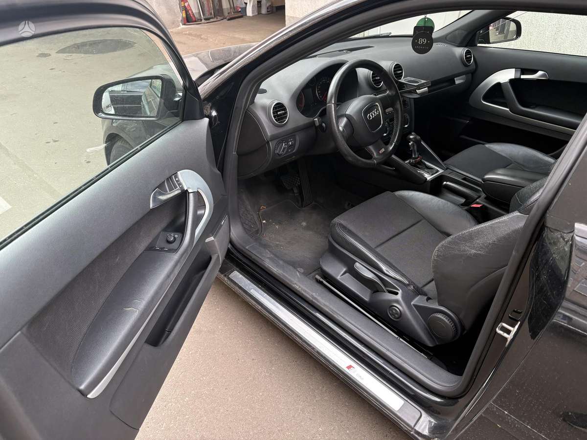 Audi A3, 2.0 l., Хэтчбек