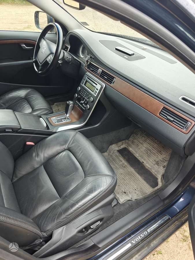 Volvo XC70, 3.2 l., Универсал