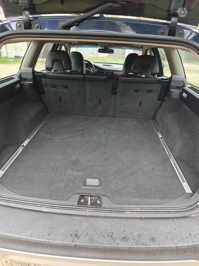 Volvo XC70, 3.2 l., Универсал