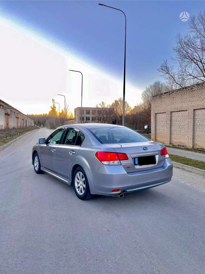 Subaru Legacy, 2.0 l., Седан