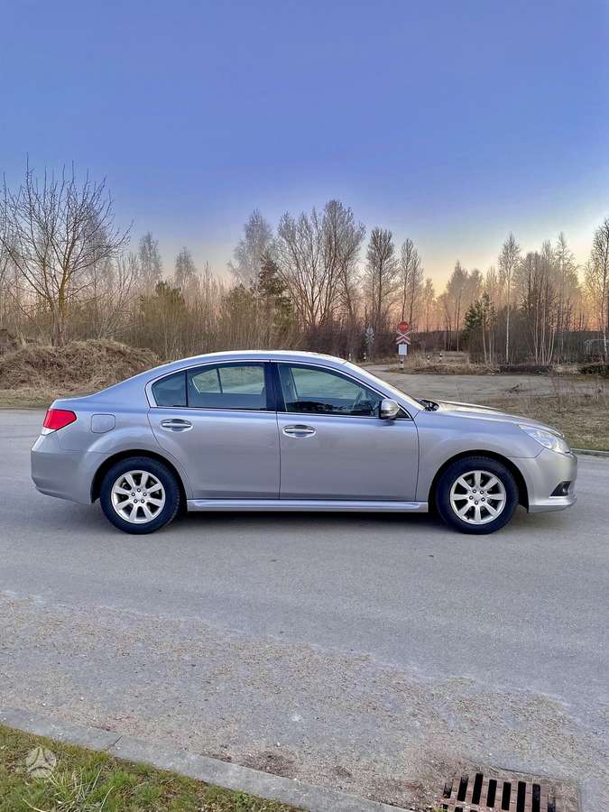 Subaru Legacy, 2.0 l., Седан