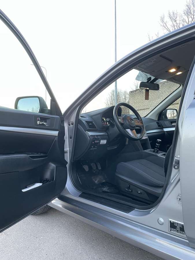 Subaru Legacy, 2.0 l., Седан