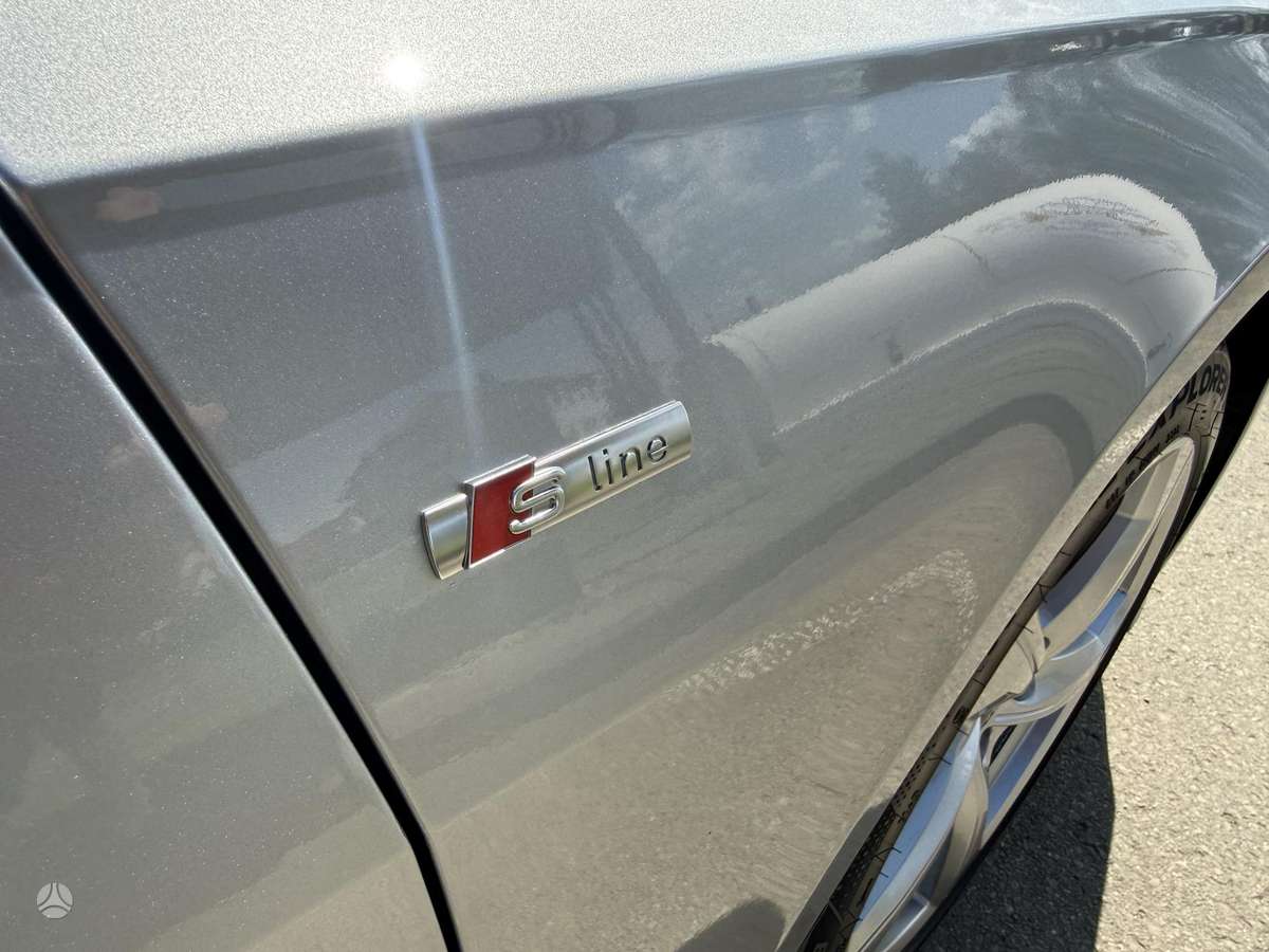 Audi A6, 2.0 l., Седан