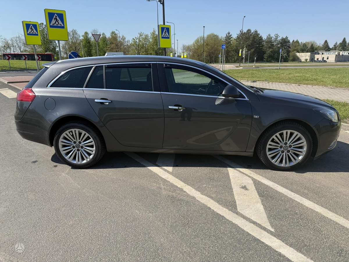 Opel Insignia, 2.0 l., Универсал
