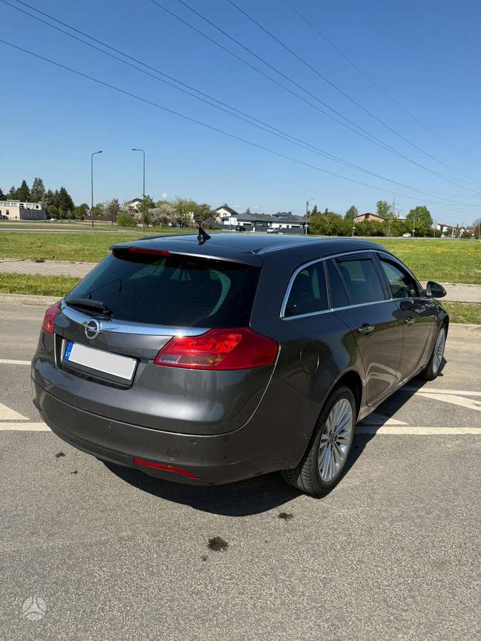 Opel Insignia, 2.0 l., Универсал