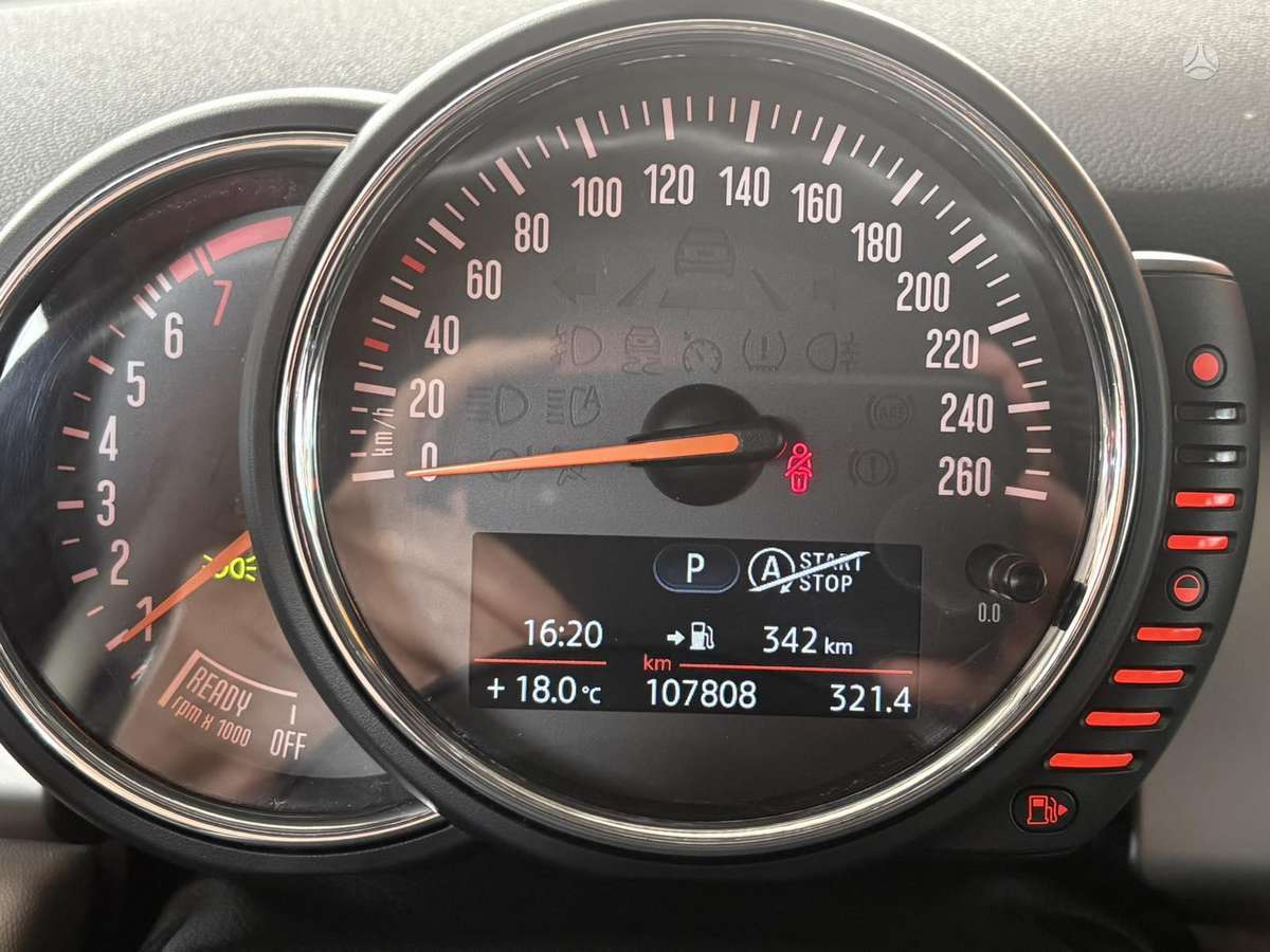 Mini Cooper, 1.5 l., hatchback