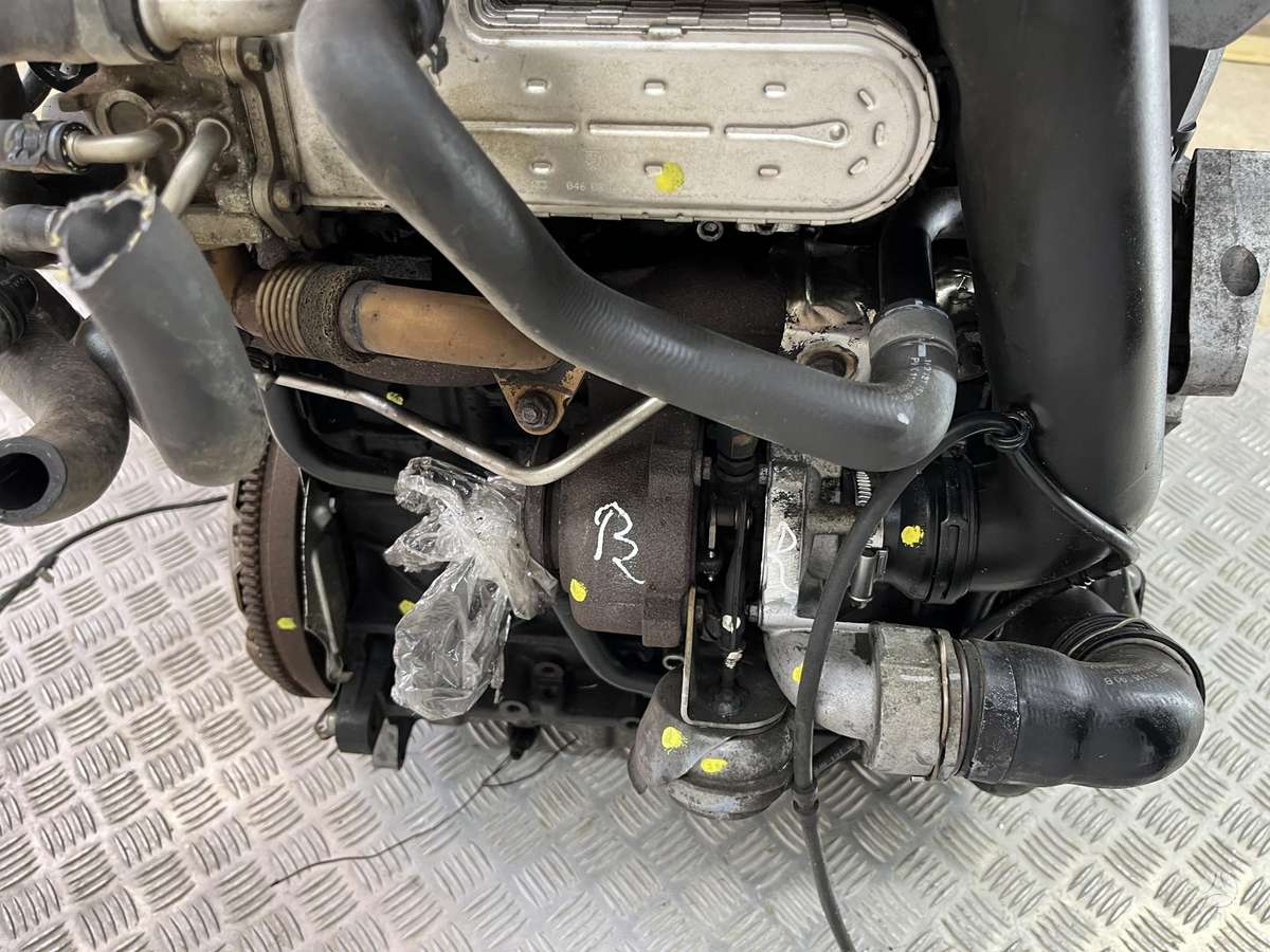 Volkswagen Touran, BXE, engine