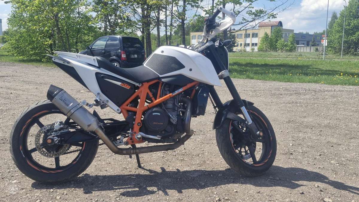 KTM Duke 690cc, street / classic