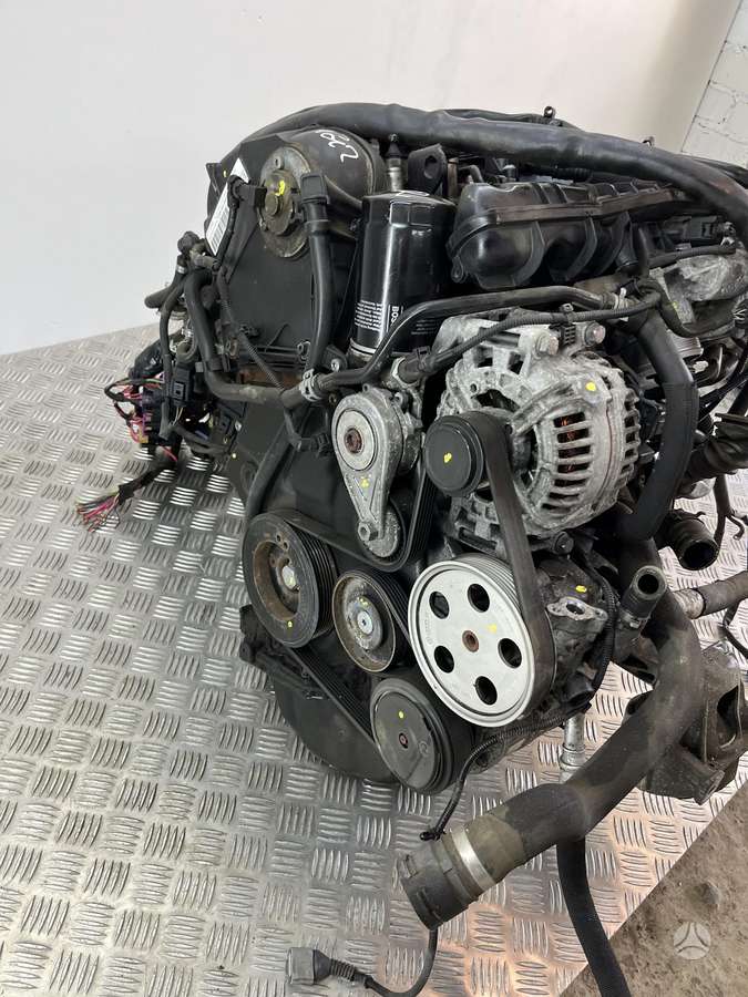 Audi A4, CDH, двигатель
