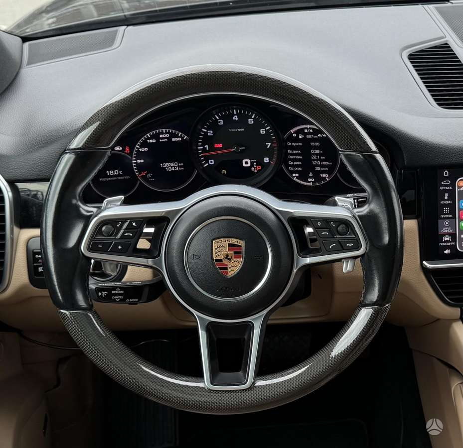 Porsche Cayenne - 12