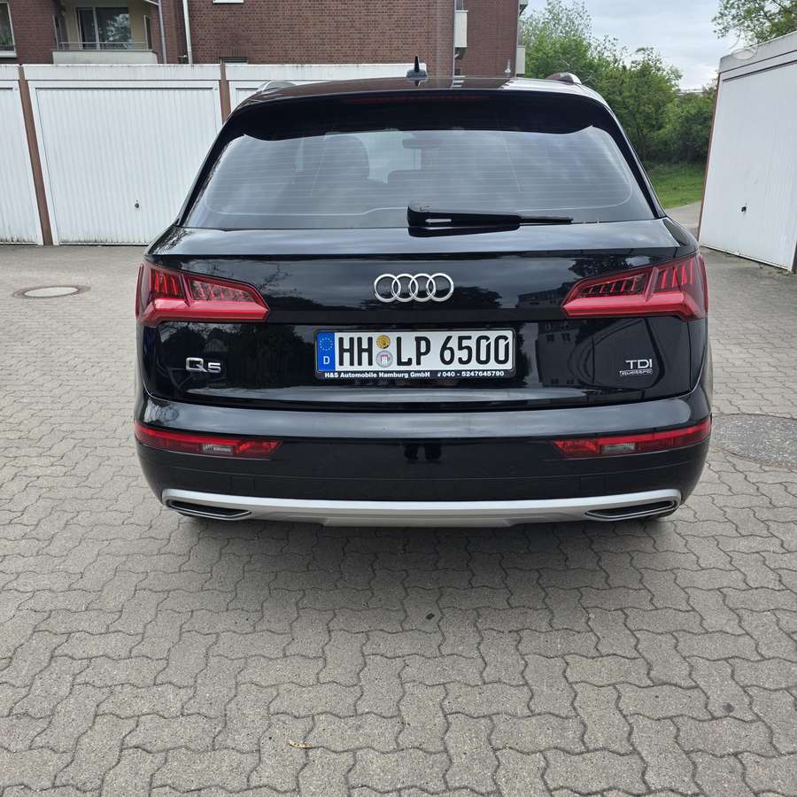 Audi Q5, off-road / crossover