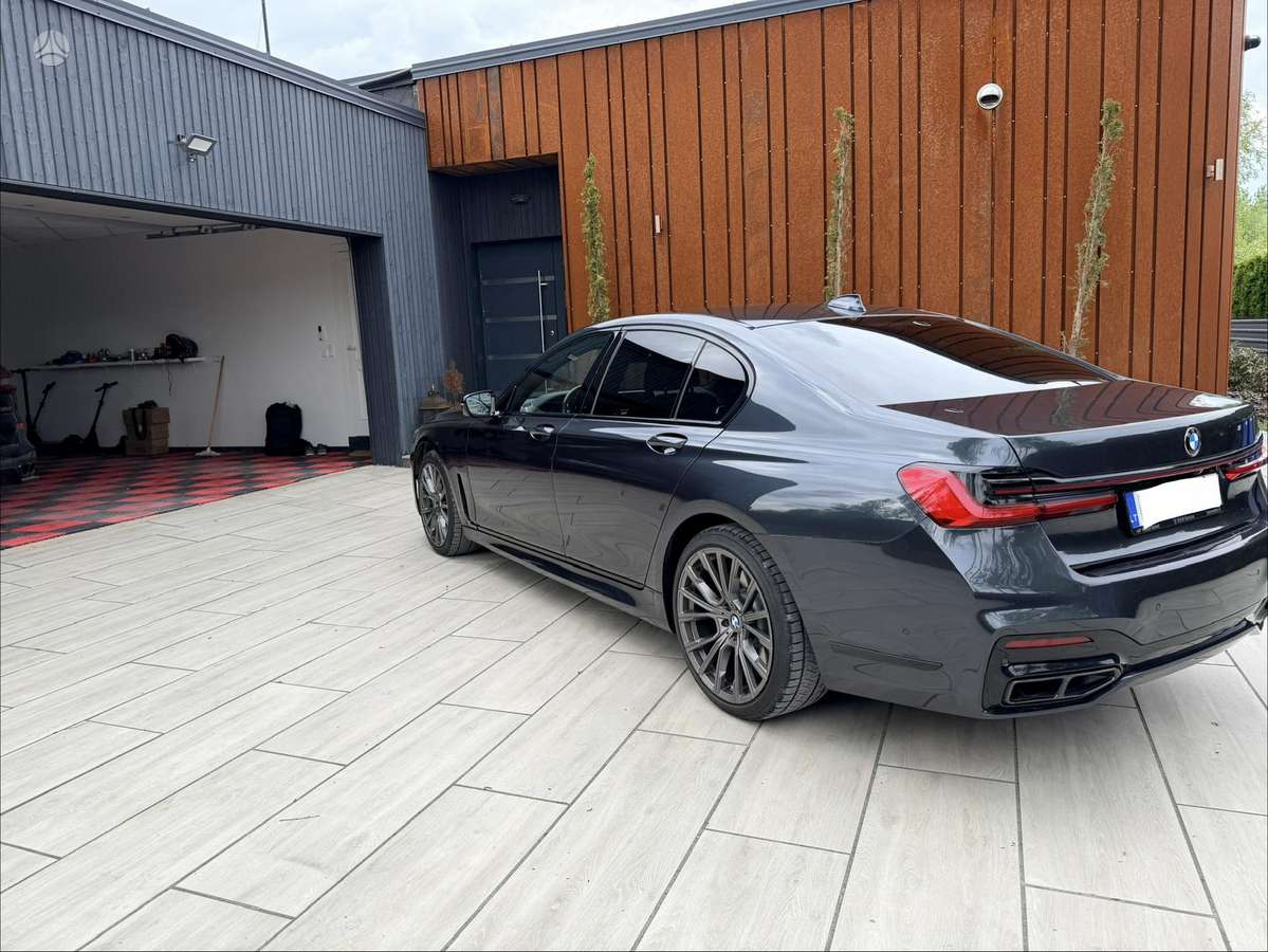 BMW 730, 3.0 l., Седан