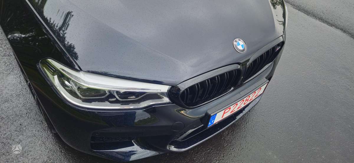 BMW M5, 4.4 l., Седан