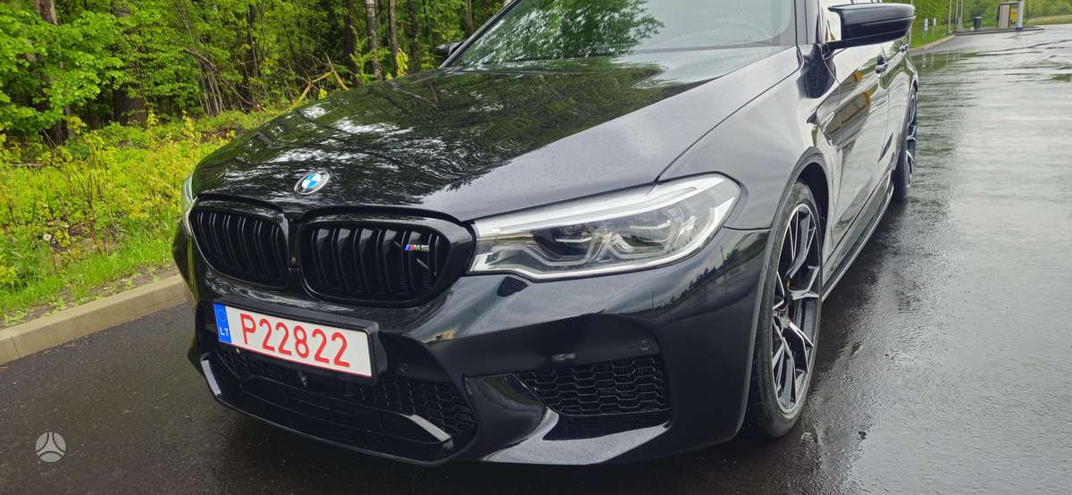 BMW M5, 4.4 l., Седан