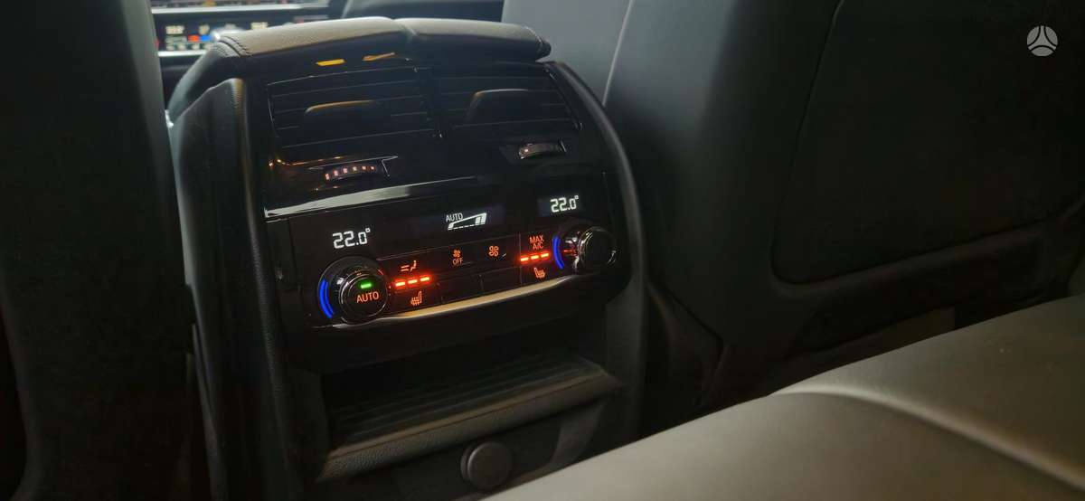 BMW M5, 4.4 l., Седан