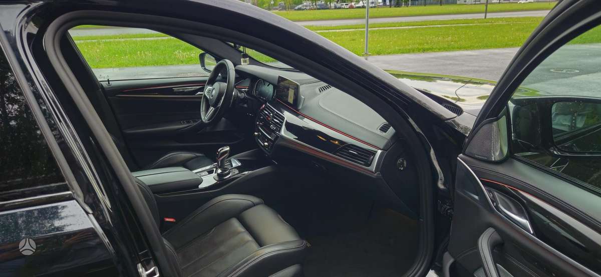 BMW M5, 4.4 l., Седан