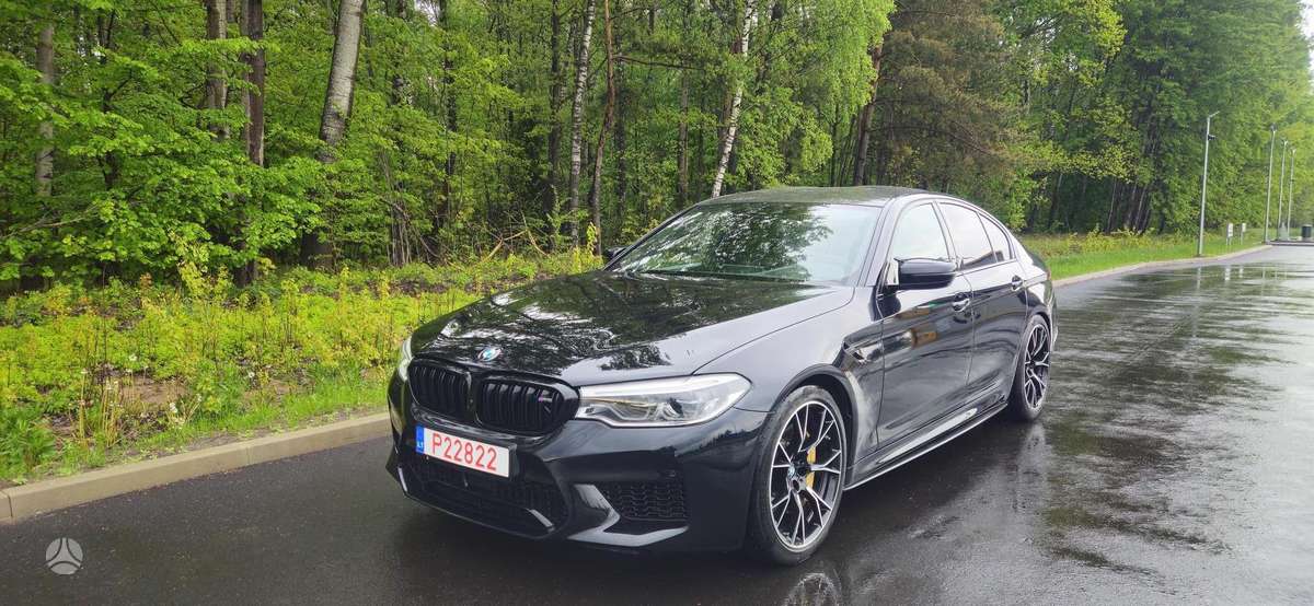 BMW M5, 4.4 l., Седан