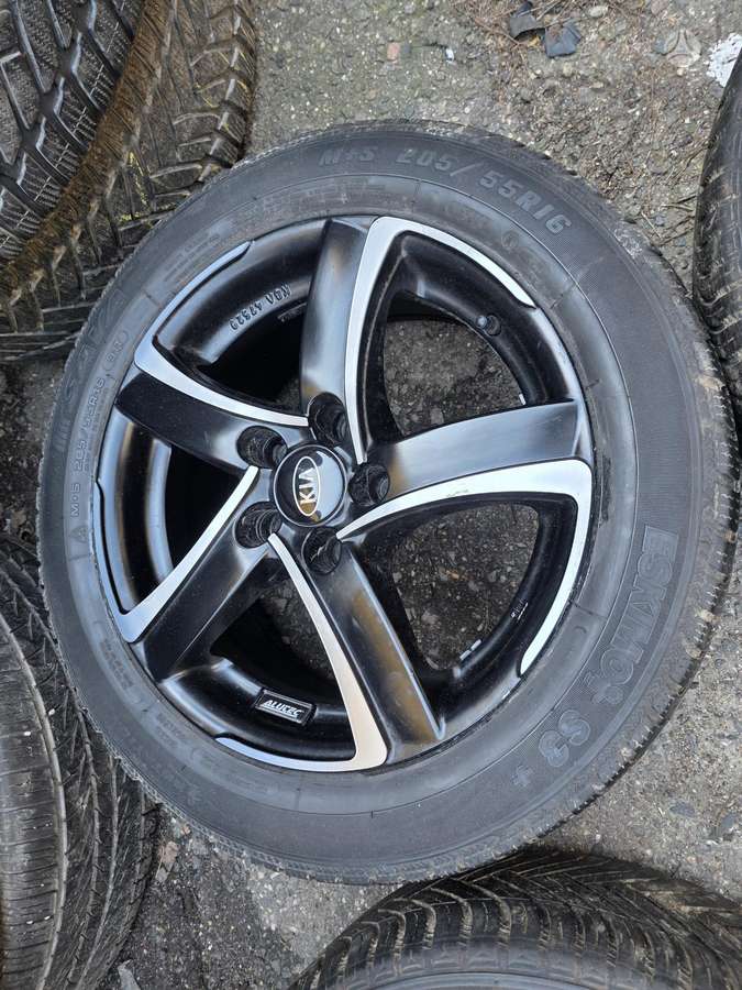 KIA Ceed, vieglmetāla, R16
