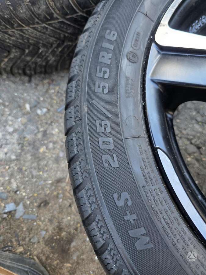 KIA Ceed, lengvojo lydinio, R16