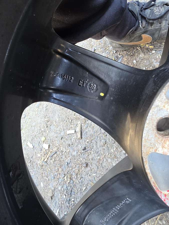KIA Ceed, vieglmetāla, R16