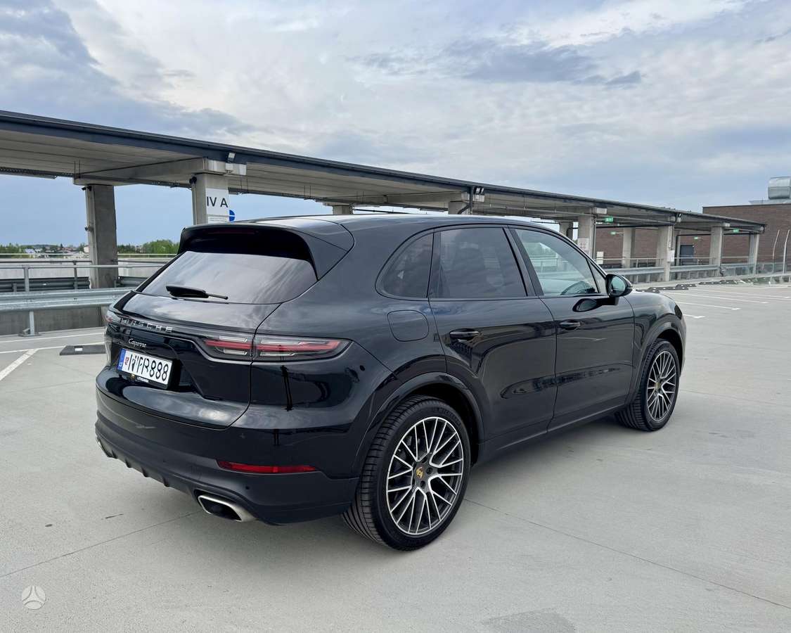 Porsche Cayenne - 3