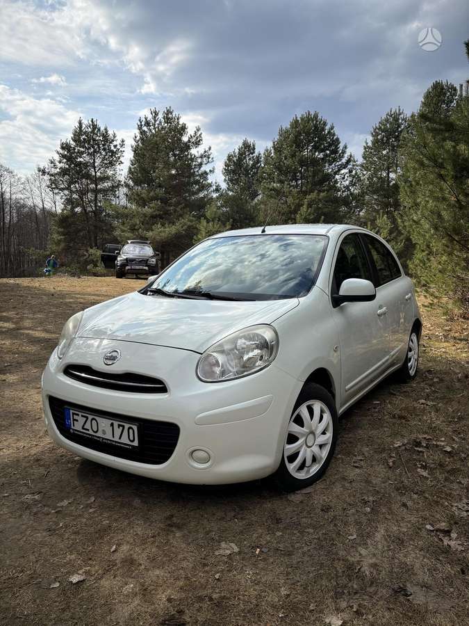 Nissan Micra, 1.2 l., hatchback