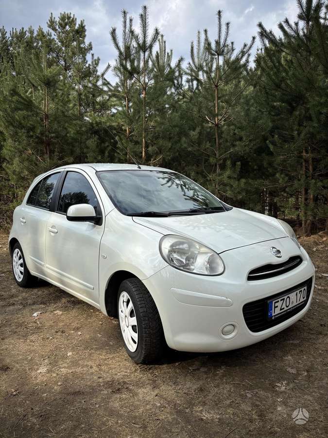 Nissan Micra, 1.2 l., hatchback