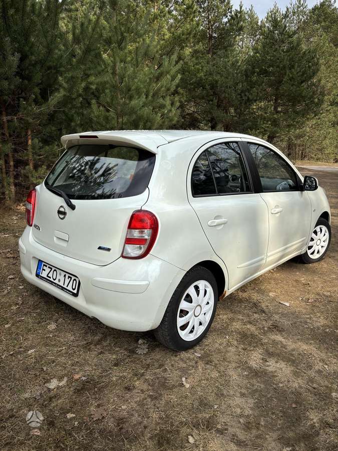 Nissan Micra, 1.2 l., hatchback