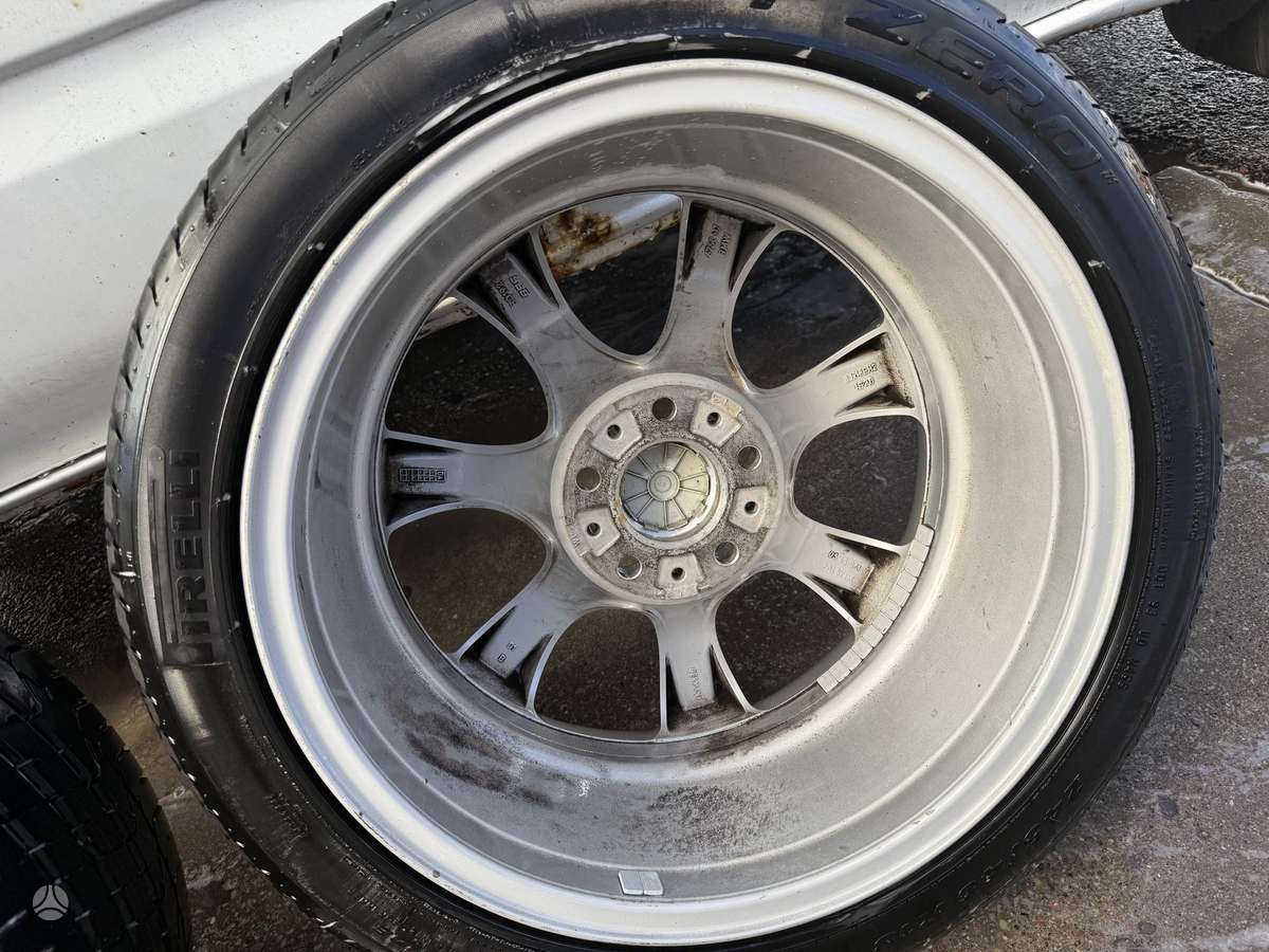 BMW, lengvojo lydinio, R18