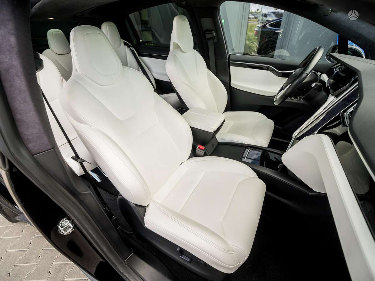 Tesla Model X, off-road / crossover