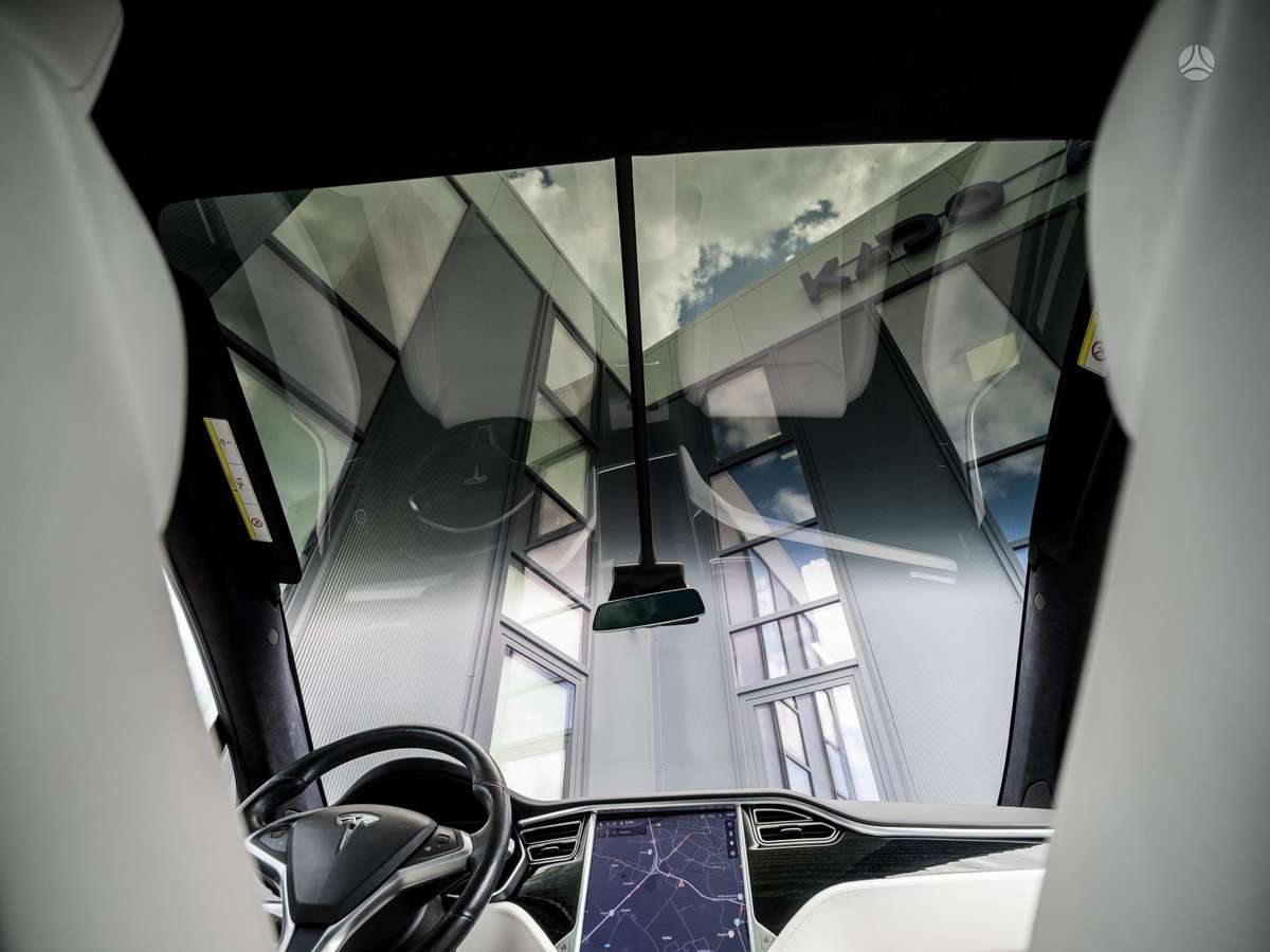 Tesla Model X, off-road / crossover