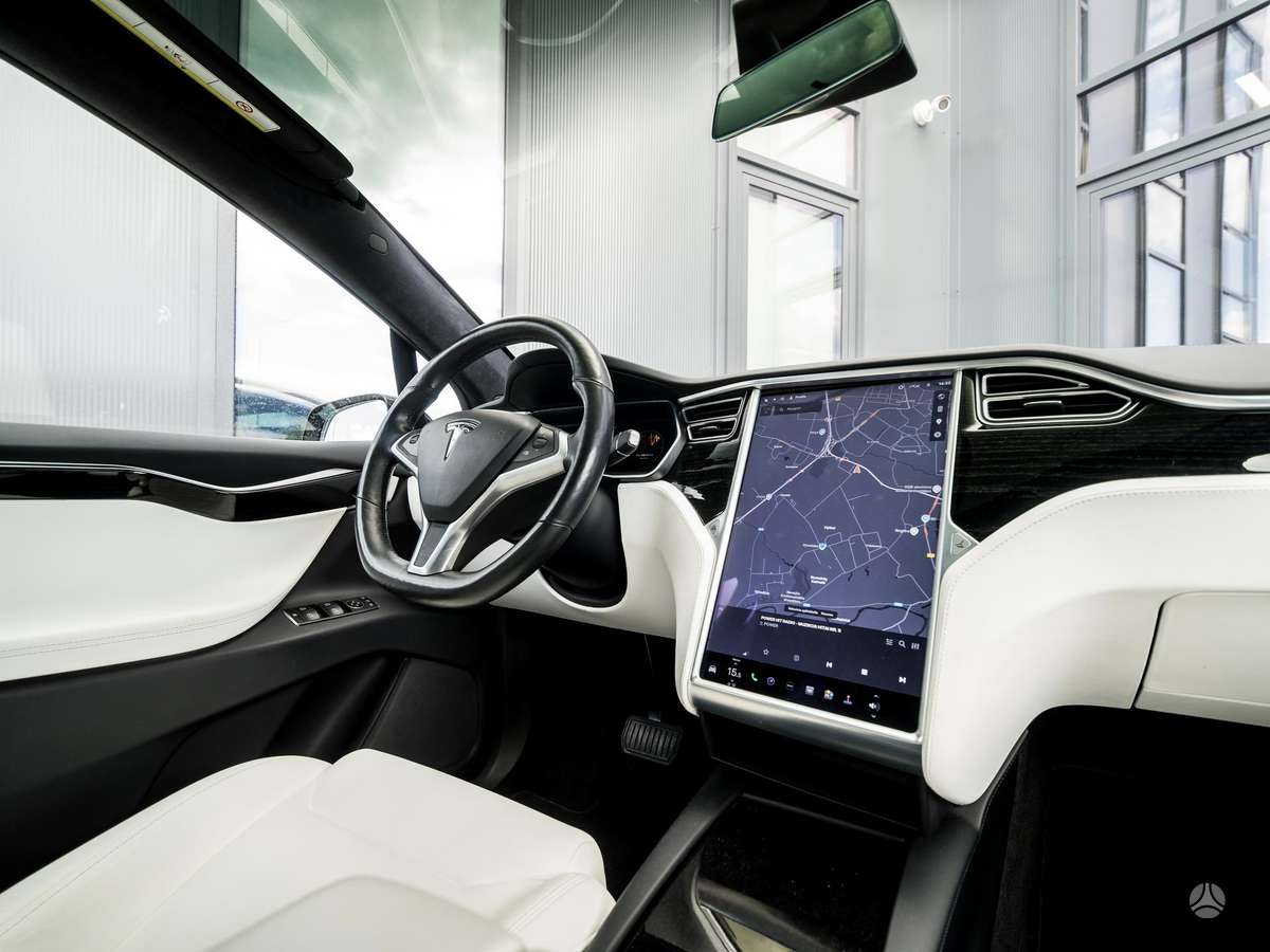 Tesla Model X, off-road / crossover