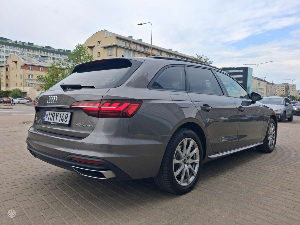 Audi A4, 2.0 l., Универсал