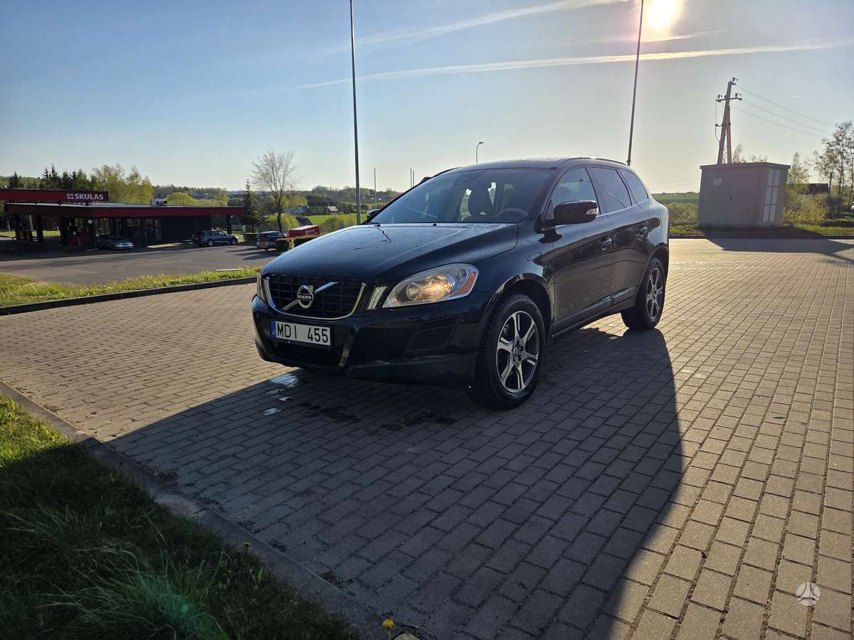 Volvo XC60 - 2